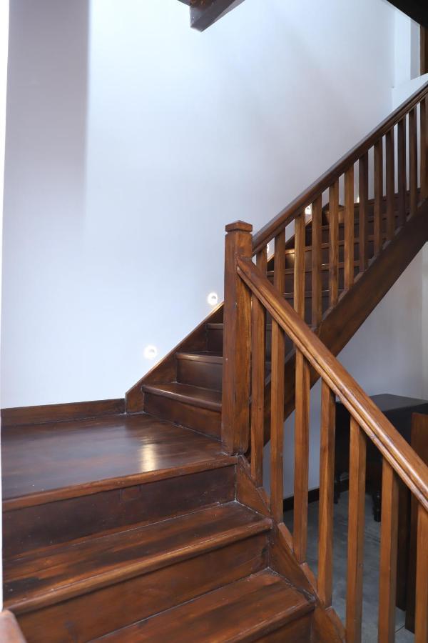 Bed and Breakfast The Dutch Boutique Galle Esterno foto