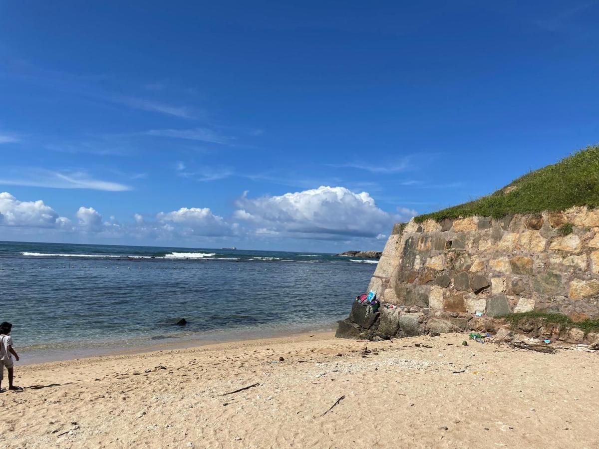 Bed and Breakfast The Dutch Boutique Galle Esterno foto