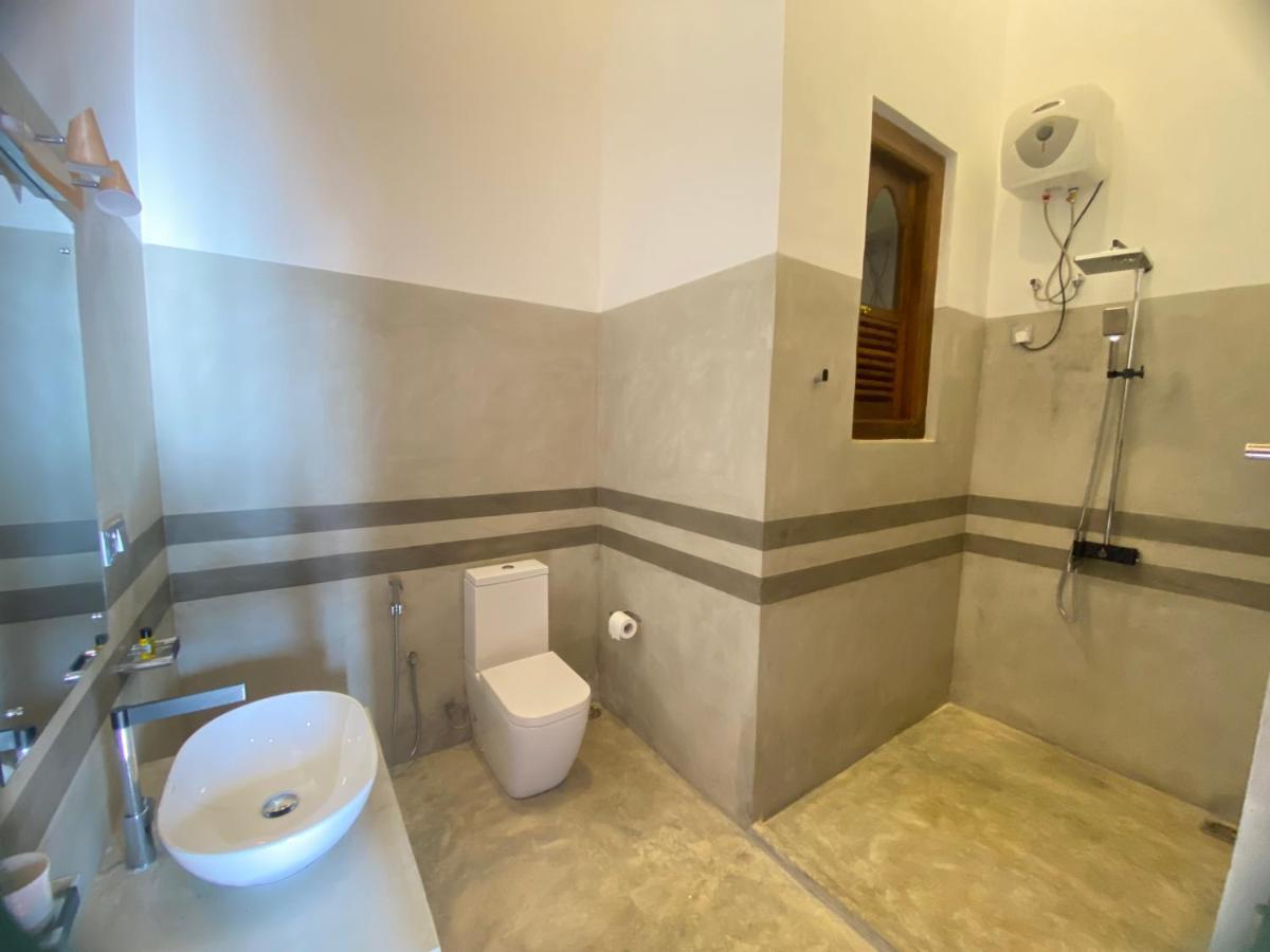 Bed and Breakfast The Dutch Boutique Galle Esterno foto