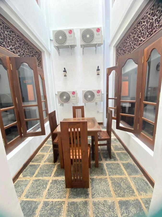 Bed and Breakfast The Dutch Boutique Galle Esterno foto
