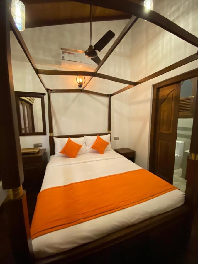 Bed and Breakfast The Dutch Boutique Galle Esterno foto