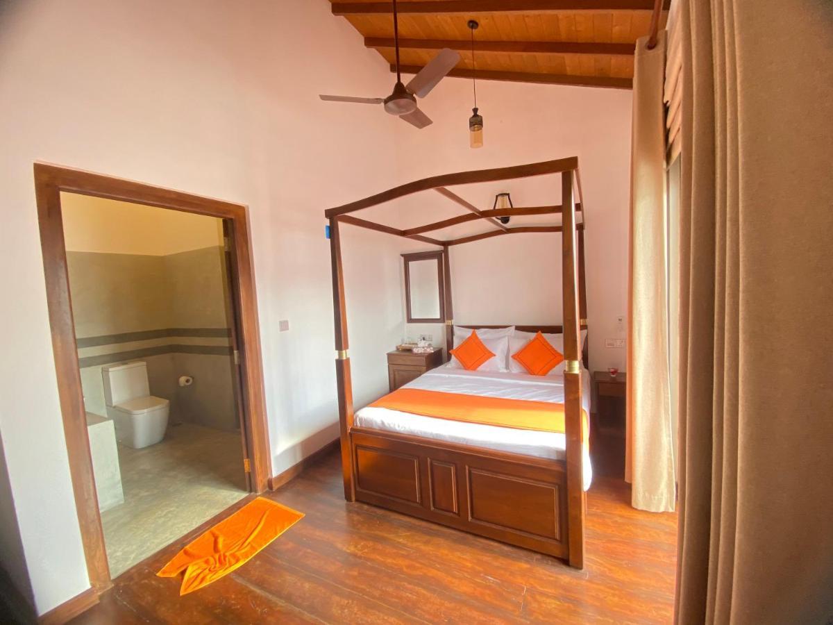 Bed and Breakfast The Dutch Boutique Galle Esterno foto