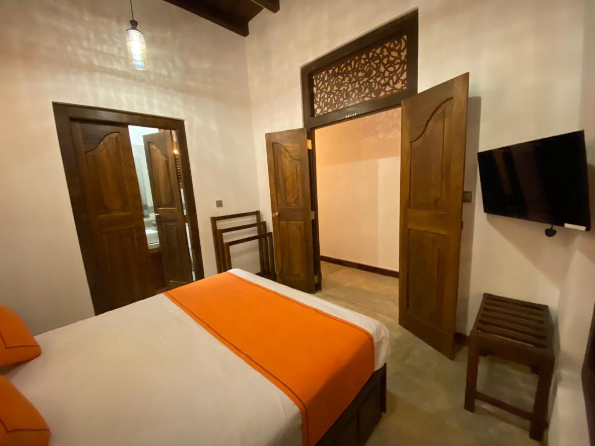 Bed and Breakfast The Dutch Boutique Galle Esterno foto