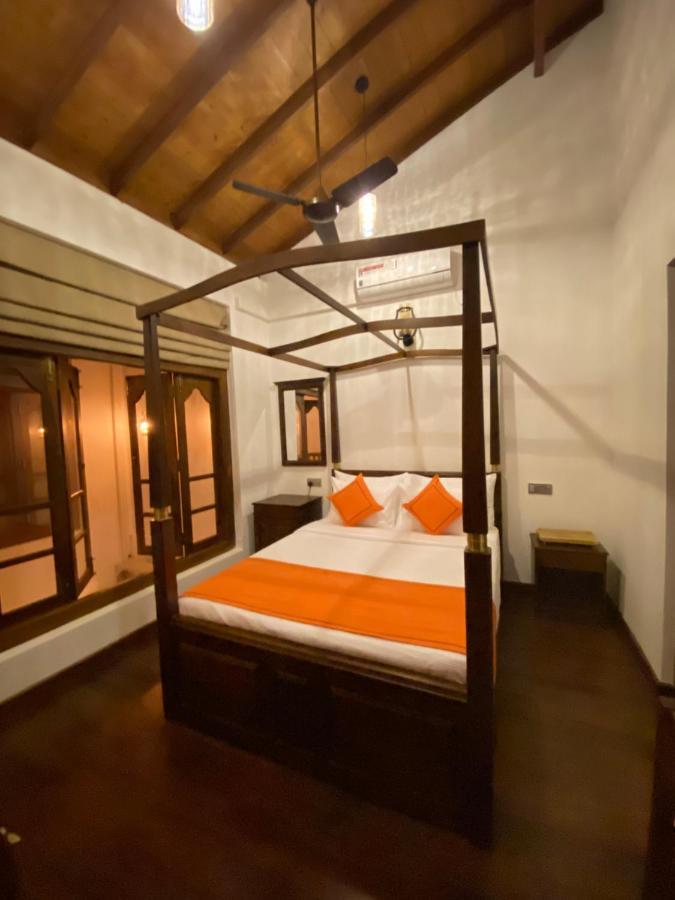Bed and Breakfast The Dutch Boutique Galle Esterno foto
